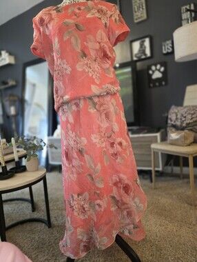 Miss Dorry Coral Floral Dress Top